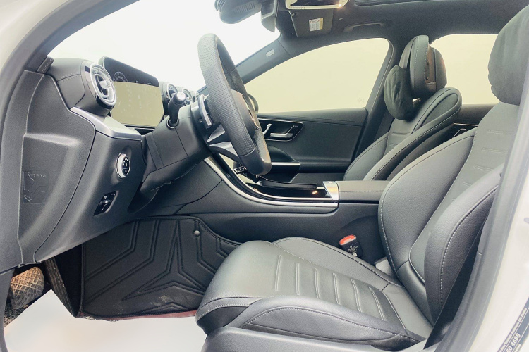 奔驰C级 2024款 C 260 L 皓夜运动版局部细节19