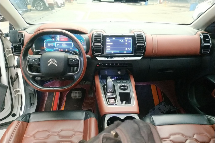 雪铁龙 天逸 C5 AIRCROSS 2017款 380THP 豪华型中控内饰12