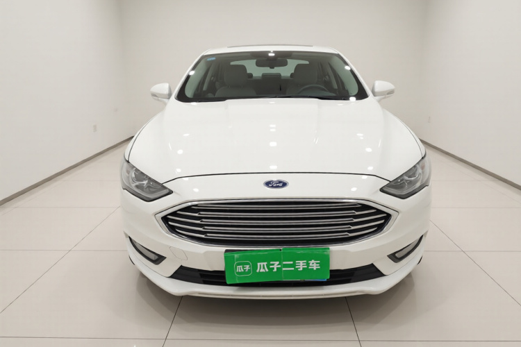 福特 蒙迪欧 2017款 EcoBoost 180 时尚型车身外观2