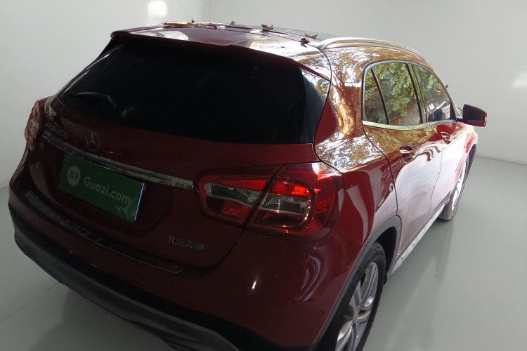 奔驰GLA 2016款 GLA 200 动感型车身外观7