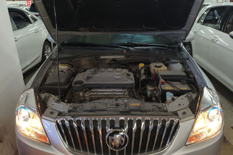 别克 凯越 2013款 1.5L 自动经典型机舱底盘24