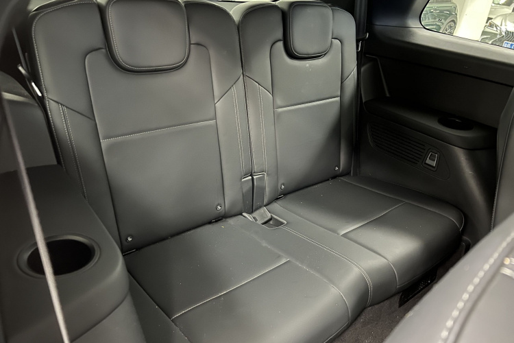 理想汽车 理想ONE 2021款 增程6座版中控内饰7005