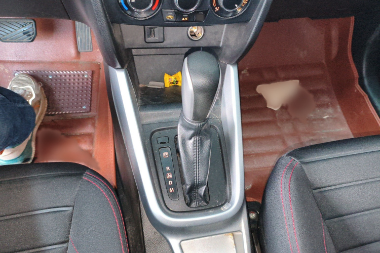 铃木 维特拉 2016款 1.4T 自动两驱精英型局部细节18