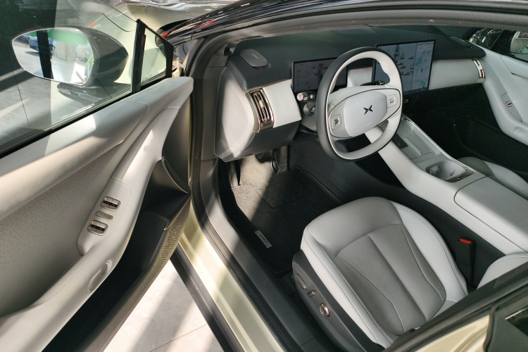 小鹏P7+ 2024款 超长续航 Max中控内饰20