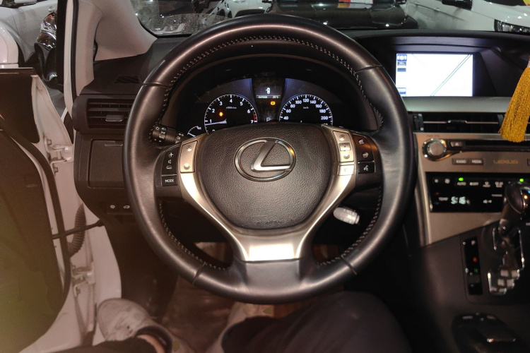 雷克萨斯RX经典 2013款 270 豪华版中控内饰13