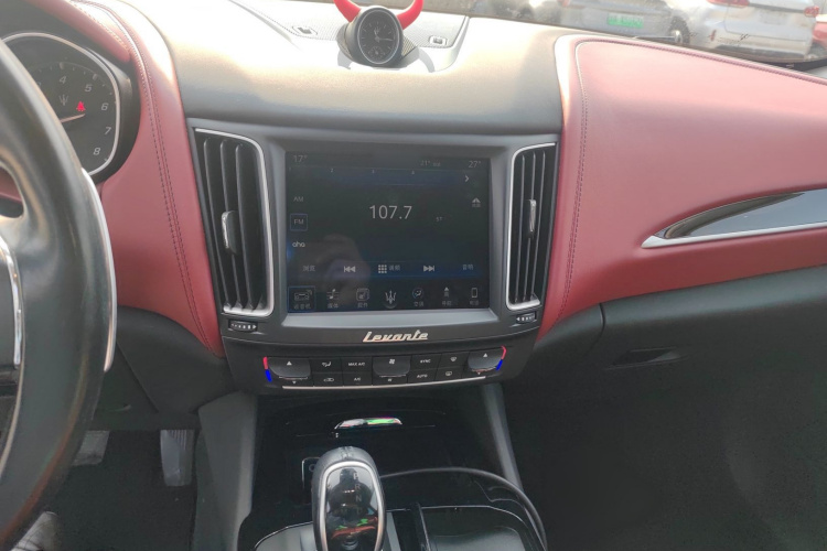 玛莎拉蒂 Levante 2016款 3.0T 标准型局部细节16