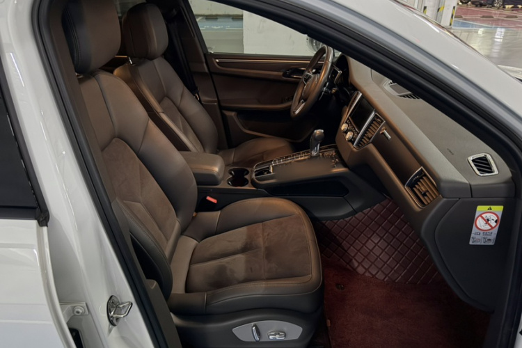 保时捷 2016款 Macan 2.0T中控内饰7004