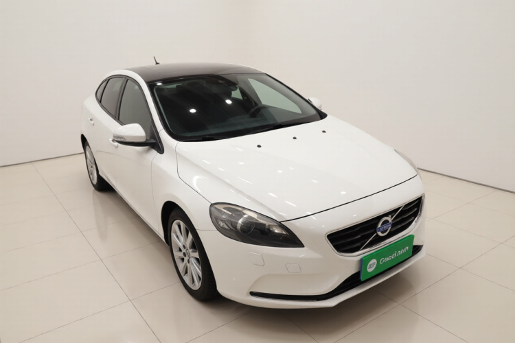 沃尔沃V40 2015款 1.6T 智逸版车身外观3