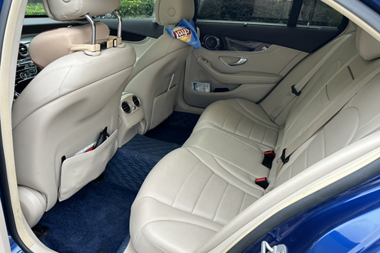 奔驰C级 2015款 C 200 L中控内饰7004