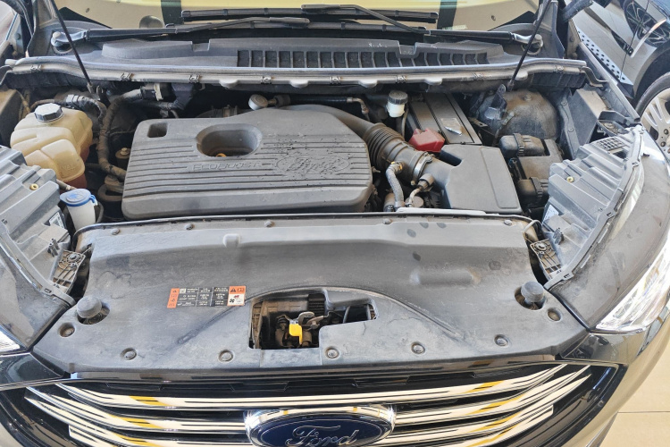 福特 锐界 2020款 EcoBoost 245 两驱豪锐型 7座机舱底盘24