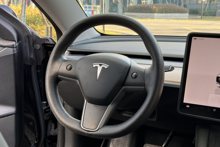 特斯拉 Model 3 2022款 后轮驱动版局部细节13