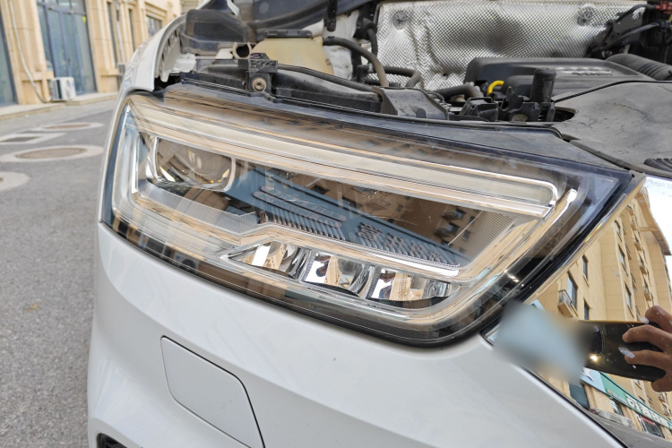 奥迪Q3 2018款 30 TFSI 时尚型典藏版车身外观6006