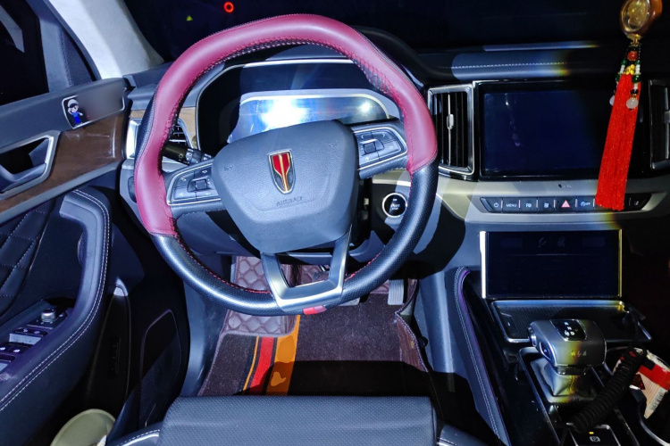 红旗HS7 2022款 3.0T 自动四驱智联旗领版 五座中控内饰13