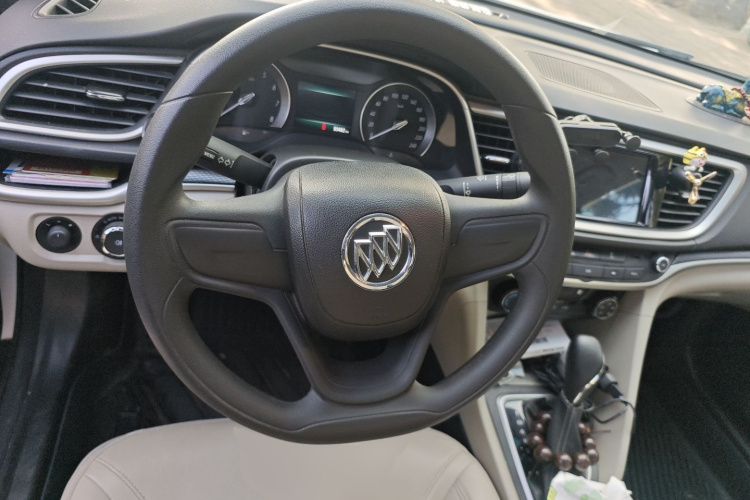 别克 英朗 2021款 典范 1.5L 自动精英型中控内饰13