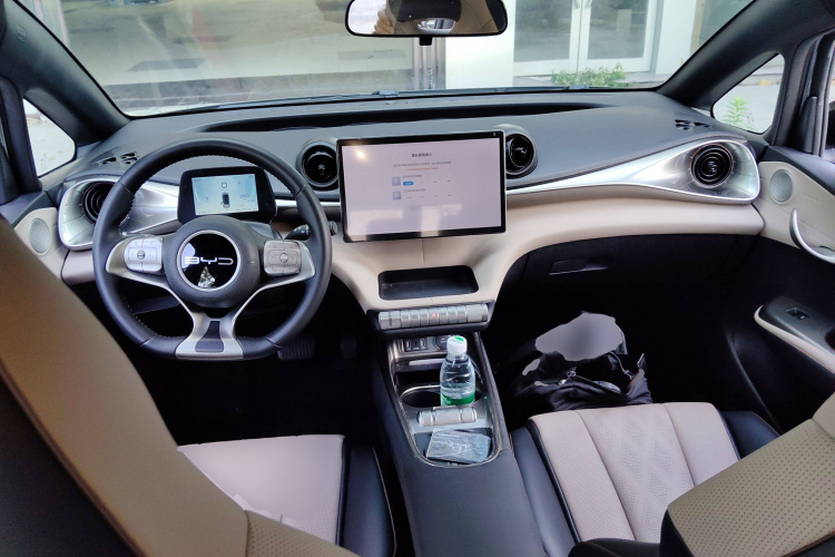 比亚迪 海豚 2023款 420km 时尚版中控内饰12