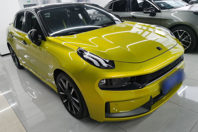 领克03 2019款 03+ 2.0TD 自动驭风版车身外观3