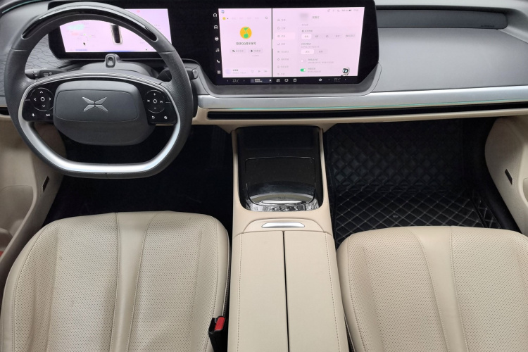 小鹏P7 2020款 670E中控内饰7002