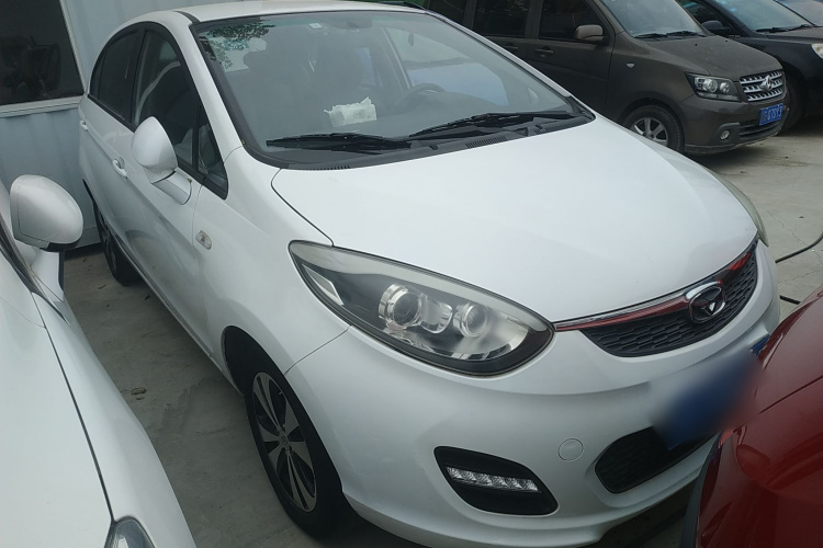 凯翼C3R 2015款 1.5L 手动金钻版车身外观3