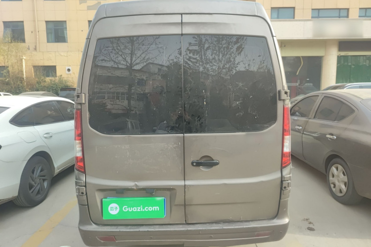 长安凯程 长安睿行M90 2018款 2.0L超值型高顶对开门6座4G94S车身外观6004