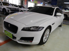 捷豹XFL 2018款 XFL 2.0T 250PS 豪华版