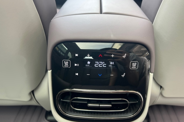 零跑汽车 零跑C11 2023款 增程 285智享版中控内饰7007