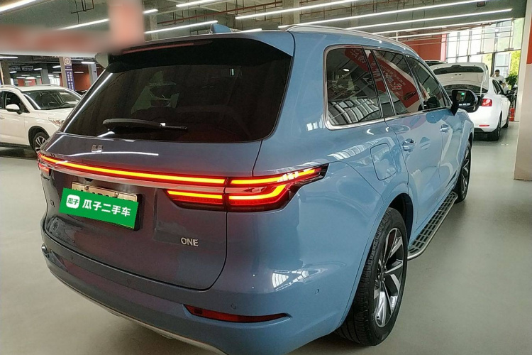 理想汽车 理想ONE 2021款 增程6座版车身外观6005