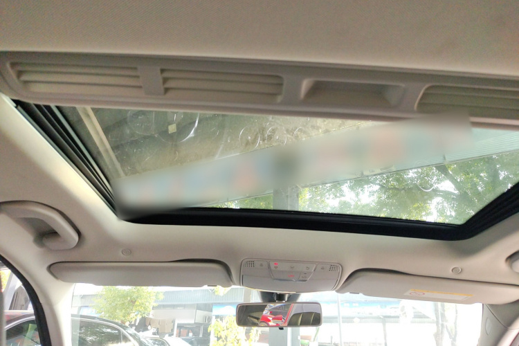 奔驰C级 2020款 改款 C 200 L 时尚型运动版中控内饰22