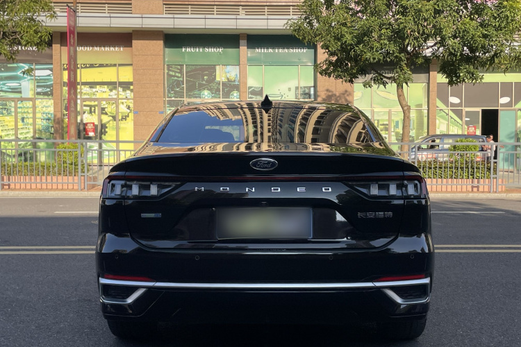 福特 蒙迪欧 2022款 改款 EcoBoost 245 至尊型车身外观6003
