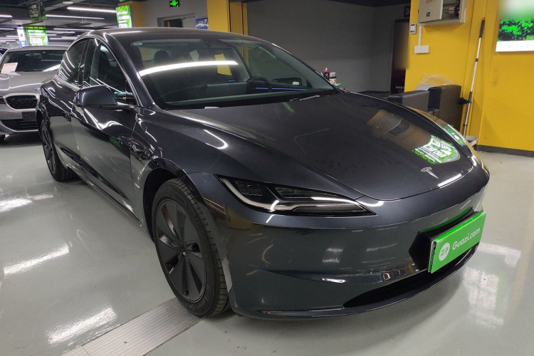 特斯拉 Model 3 2023款 长续航全轮驱动版车身外观6002