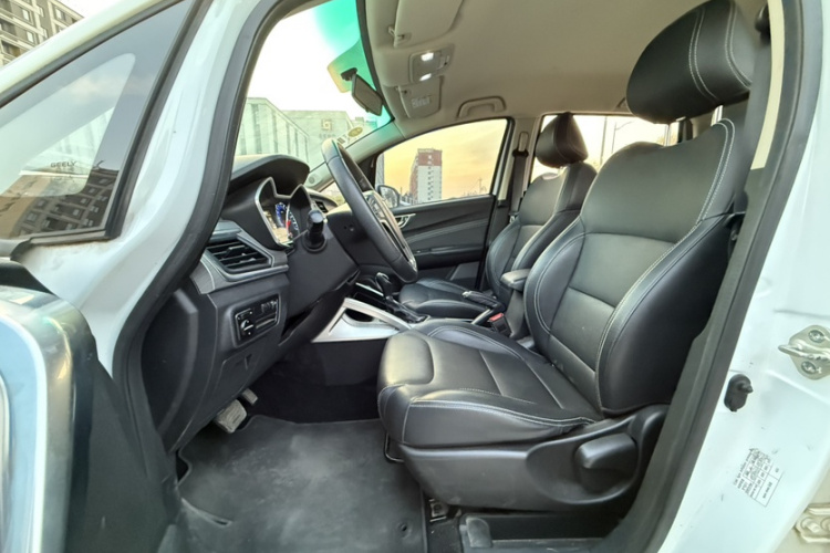 吉利汽车 远景X3 2017款 1.5L 自动精英型中控内饰7001