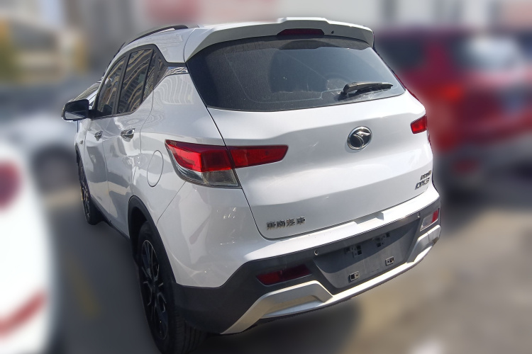 东南DX3 2018款 1.5T CVT尊贵型车身外观5