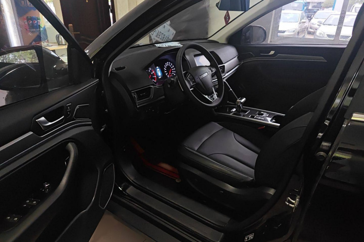 哈弗H6 2019款 运动版 1.5T 自动两驱精英型 国VI中控内饰7002