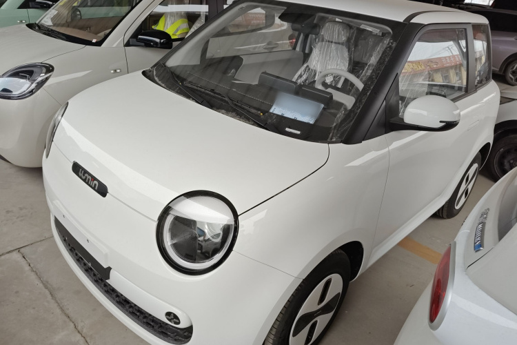 长安启源 长安Lumin 2026款 宝藏版 205km 酷爱米 宁德车身外观4