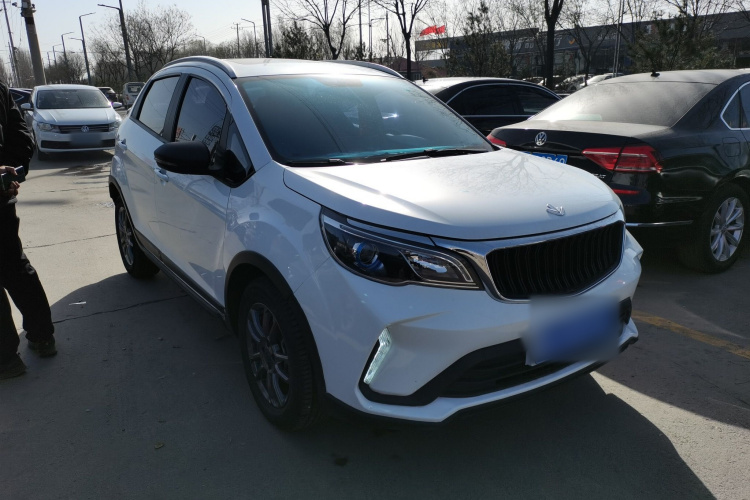 睿蓝汽车X3 PRO 2022款 1.5L CVT小飒车身外观3