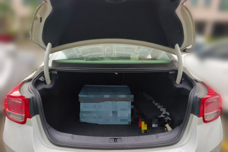 雪佛兰 迈锐宝 2014款 2.0L 自动豪华版中控内饰23