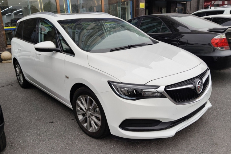 别克GL6 2021款 323T 轻混动互联豪华型车身外观3