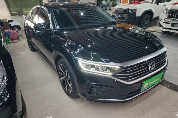 大众 帕萨特 2023款 380TSI 豪华版车身外观3