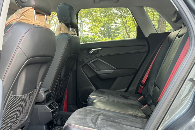 奥迪Q3 2020款 35 TFSI 时尚动感型中控内饰7007