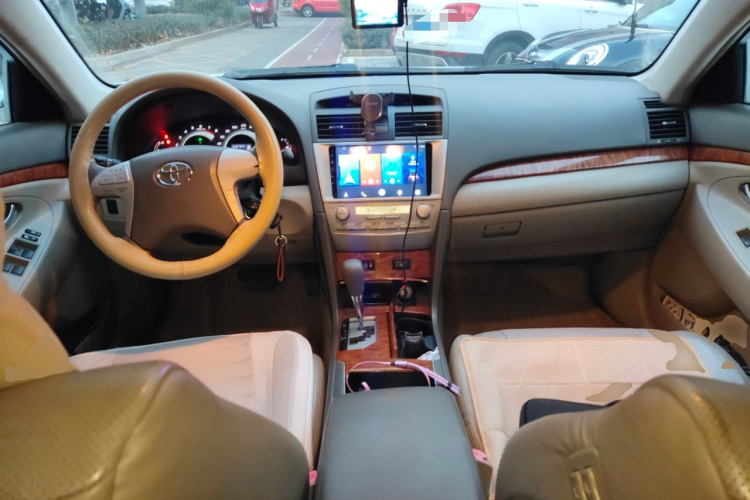 丰田 凯美瑞 2007款 240G 豪华版中控内饰12