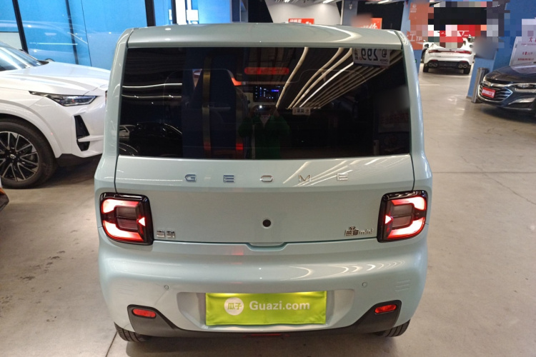 吉利银河 2024款 熊猫mini 200km 耐力熊车身外观6004