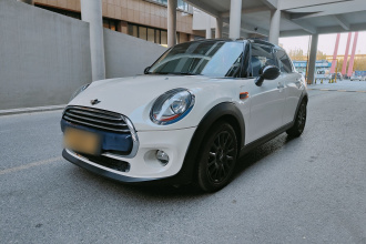 MINI 2016款 1.5T COOPER 五门版