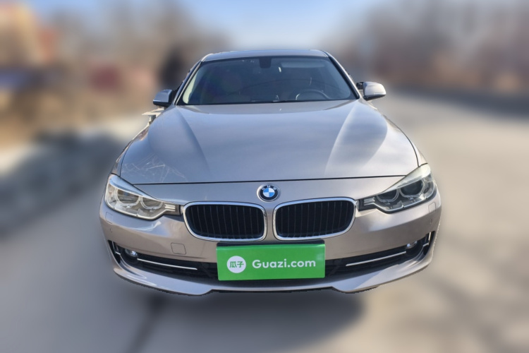 宝马3系 2015款 320Li 超悦版时尚型车身外观2