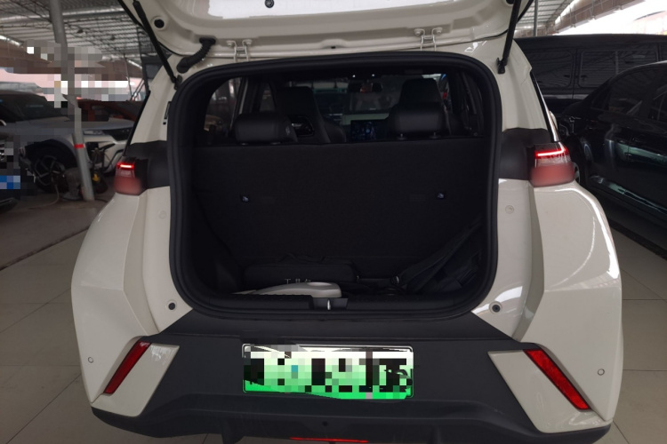 比亚迪 海鸥 2023款 活力版机舱底盘23