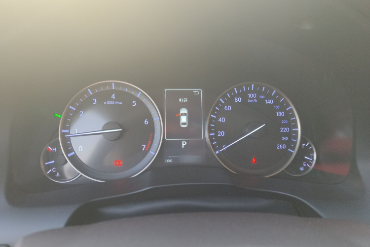 雷克萨斯ES 2015款 200 精英版局部细节14