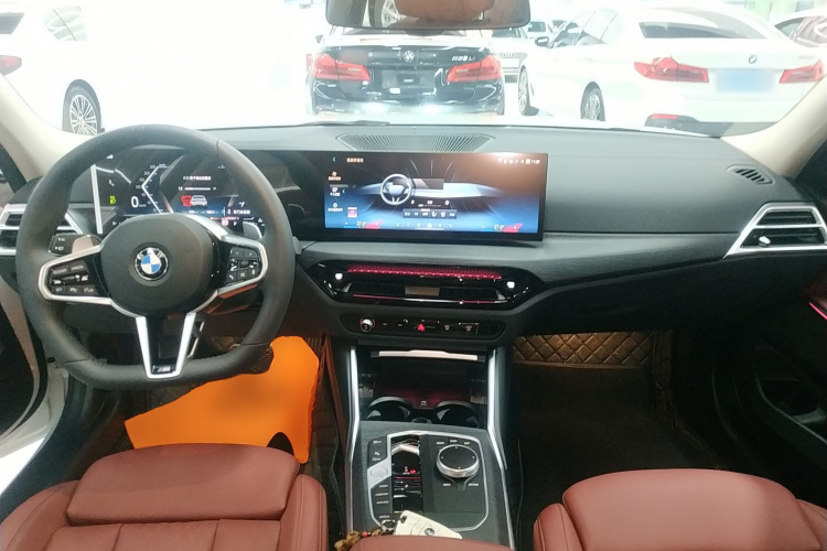 宝马3系 2025款 325Li M运动套装中控内饰12