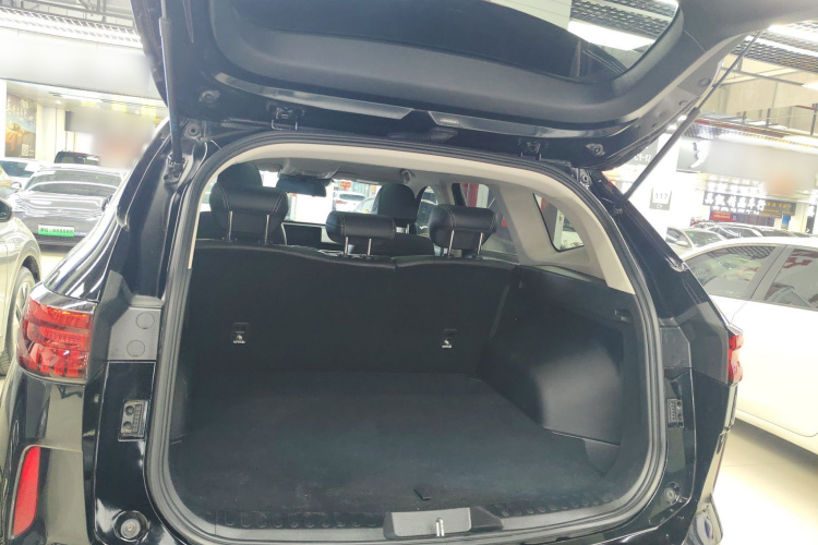 哈弗H6 2021款 第三代 1.5T 自动两驱Max机舱底盘23