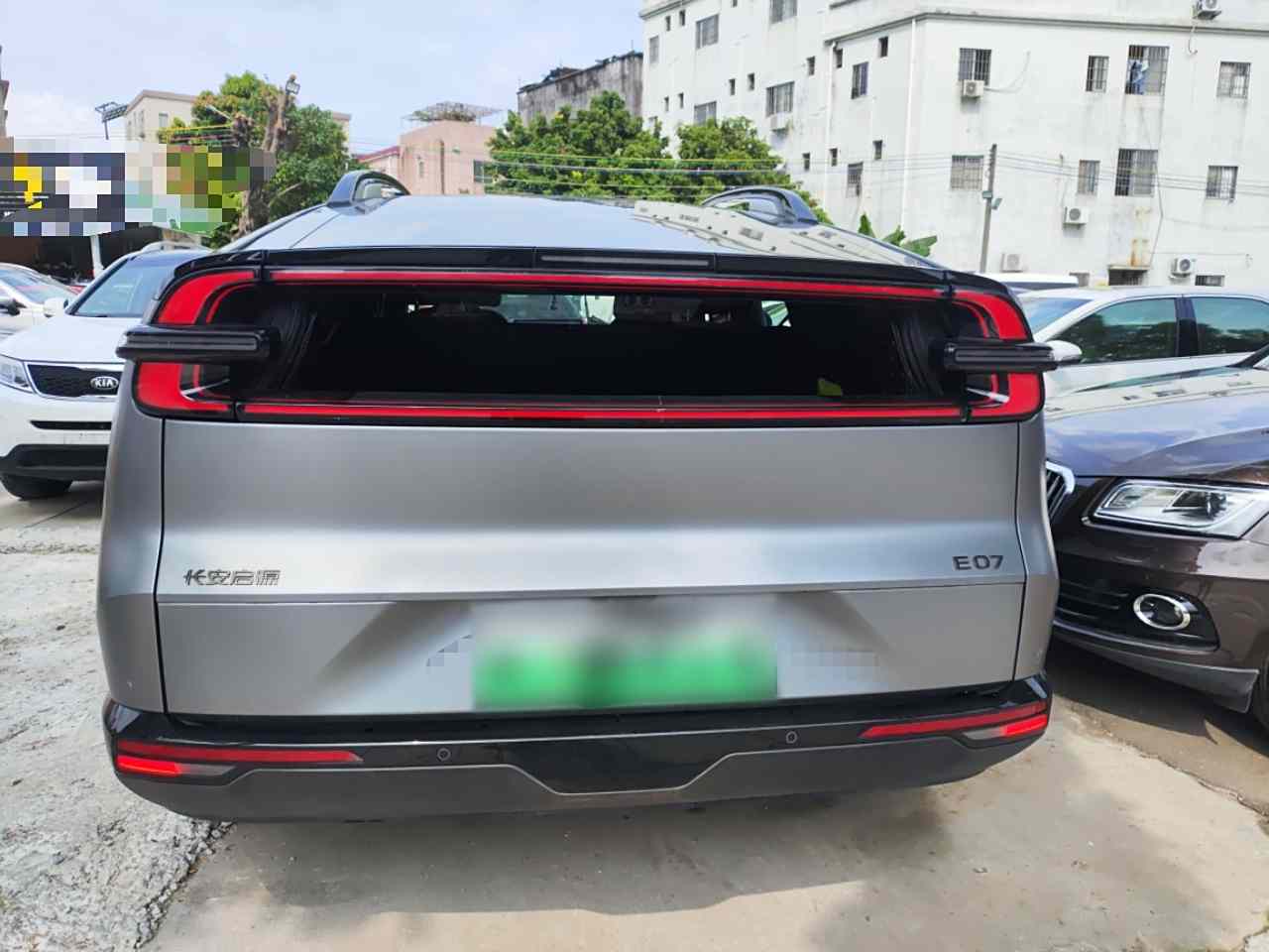 长安启源E07 2025款 纯电 四驱 90kWh Ultra高性能版(5)