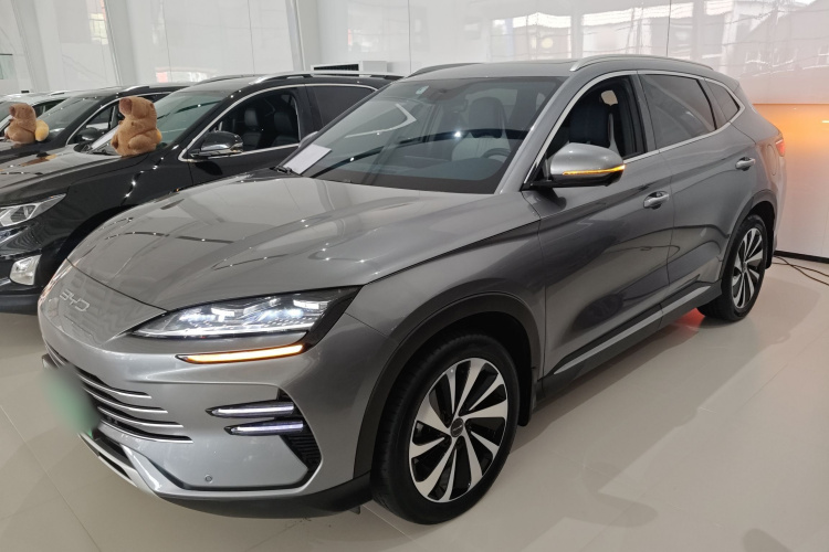 比亚迪 宋PLUS新能源 2023款 冠军版 DM-i 110KM 旗舰型车身外观6003