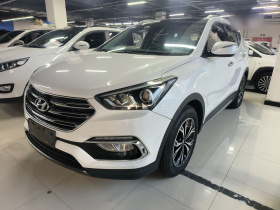 现代 胜达 2017款 2.0T 自动两驱智能型 7座