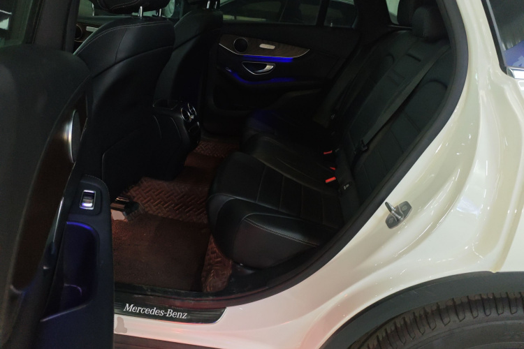 奔驰GLC 2020款 GLC 260 L 4MATIC 豪华型中控内饰7004